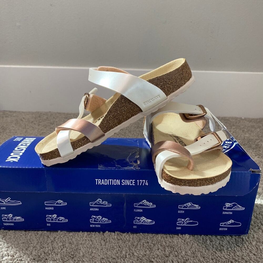 New Birkenstock Kids Mayari Sandals Size 30 US 12-12.5